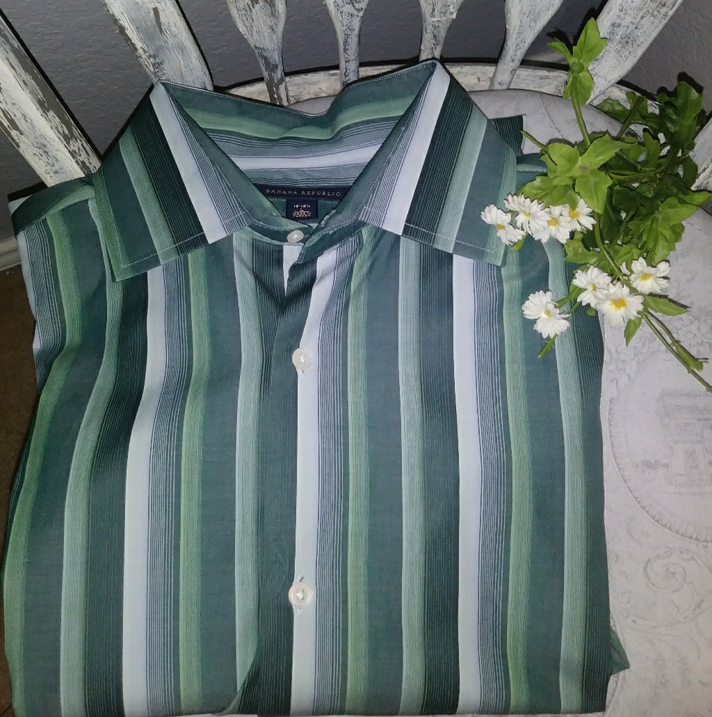 Euc- Br Button Down-Large